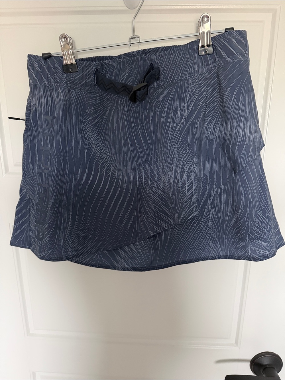 Kari Traa Grey Athletic Skort with Subtle Graphic Print